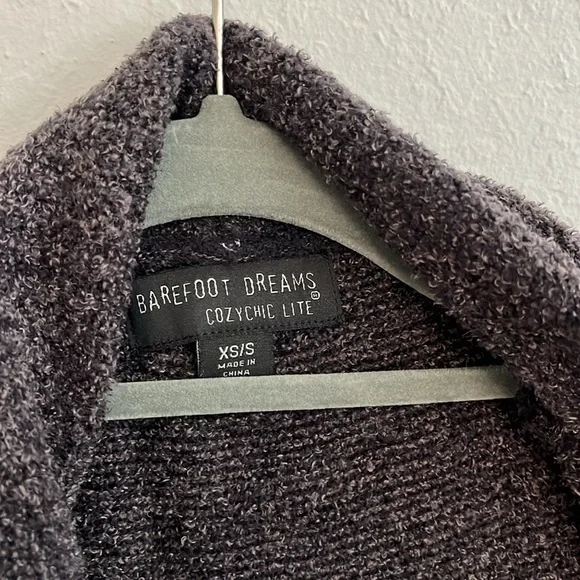 Barefoot Dreams open shawl cardigan with pockets - Picture 2 of 4